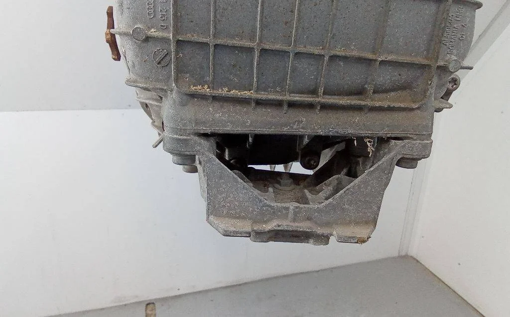 кронштейн коробки (балка кпп) Audi A4 B8 [рестайлинг]