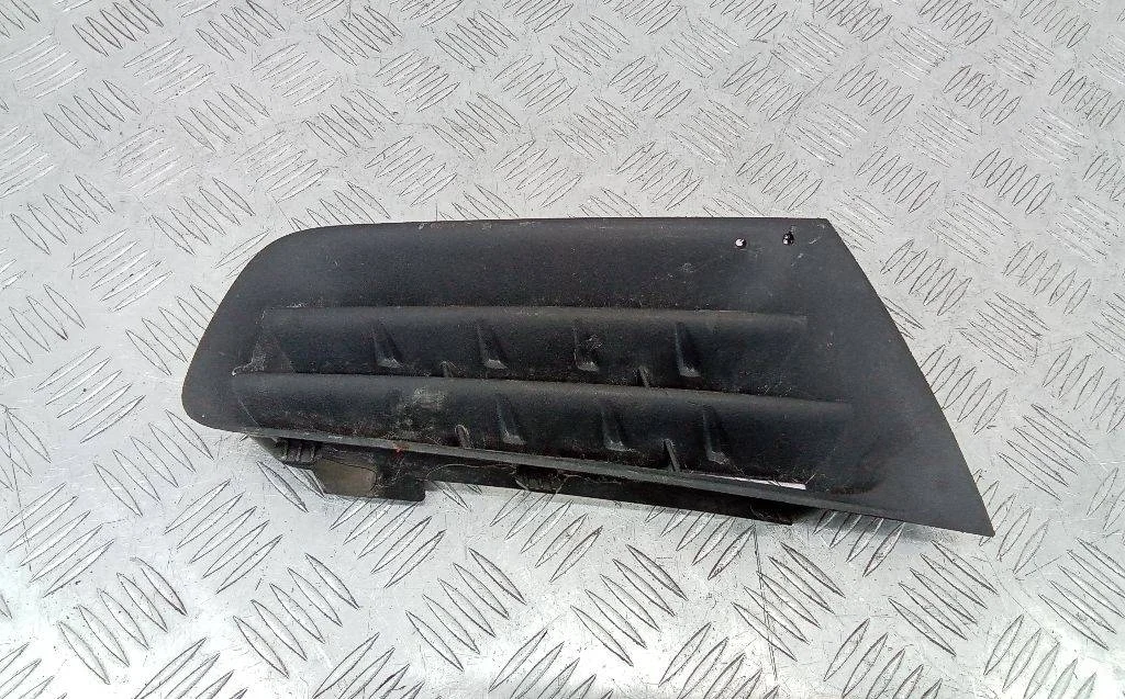 решетка в бампер Renault Megane 2 поколение