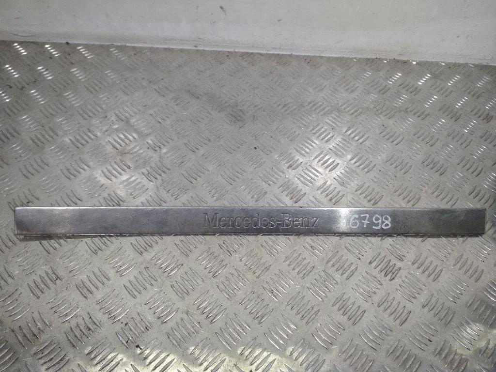 накладка на порог Mercedes-Benz M W163