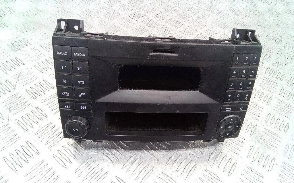 магнитола Mercedes-Benz Sprinter W906