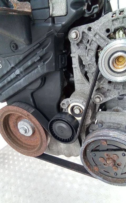 кронштейн генератора Nissan Qashqai 1 поколение [рестайлинг]