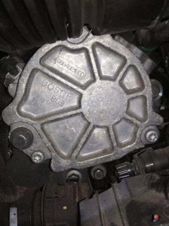 вакуумный насос Peugeot 2008 1 поколение