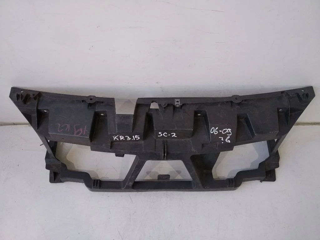 передняя панель (телевизор) Renault Scenic 2 поколение
