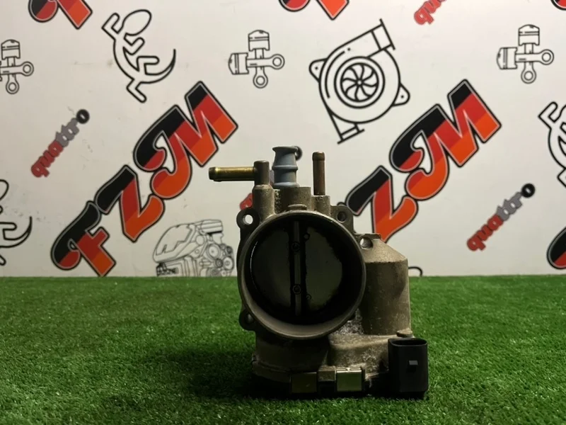 Дроссельная заслонка Audi A4 078133062B B6