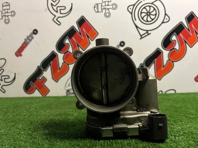 Дроссельная заслонка Audi S8 077133062A D3