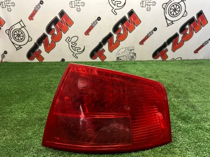 Фонарь Audi A8 4E0945096C D3, задний правый