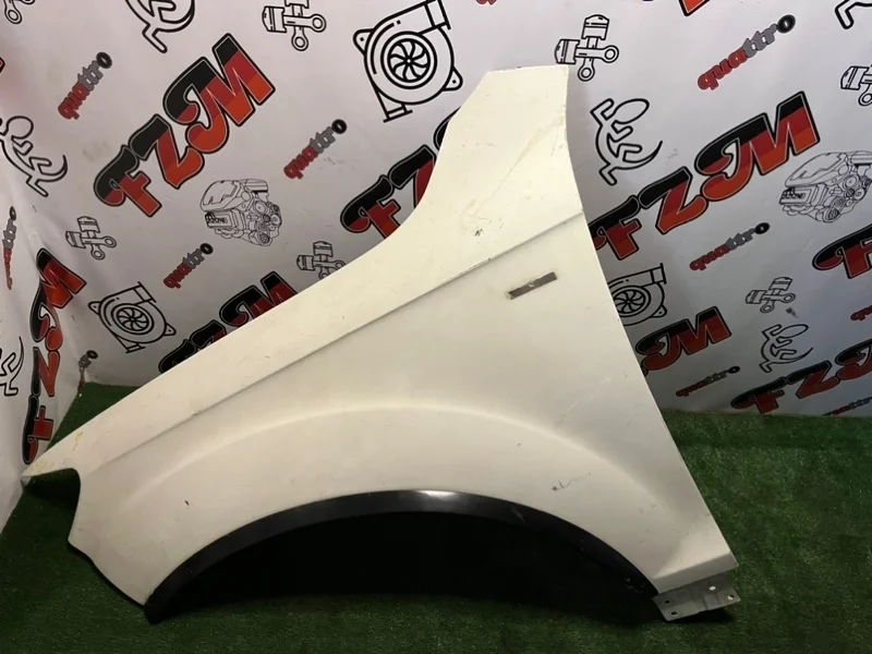 Крыло Audi Q7 4L0821101 4L, переднее левое