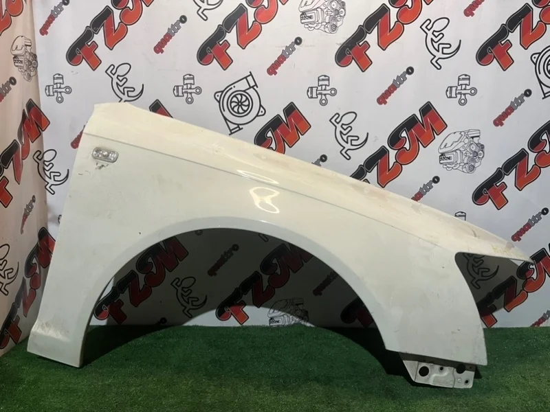 Крыло Audi A6 4F0821104A C6, переднее правое