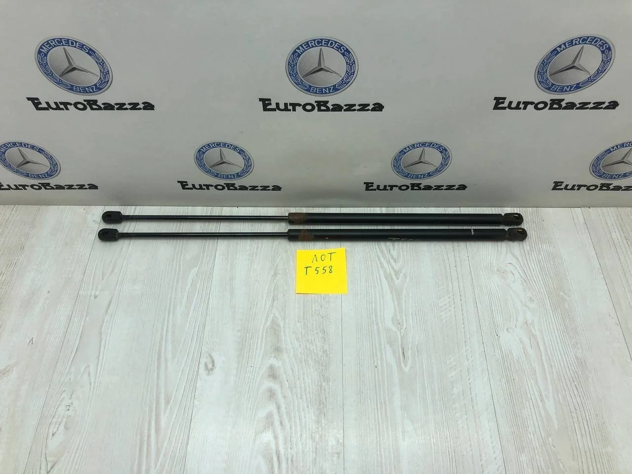 Амортизатор капота Mercedes W163