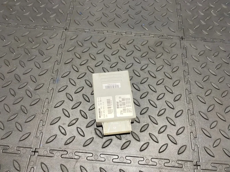 Блок управления пневматической подвески Bmw X6 37146860387 F86