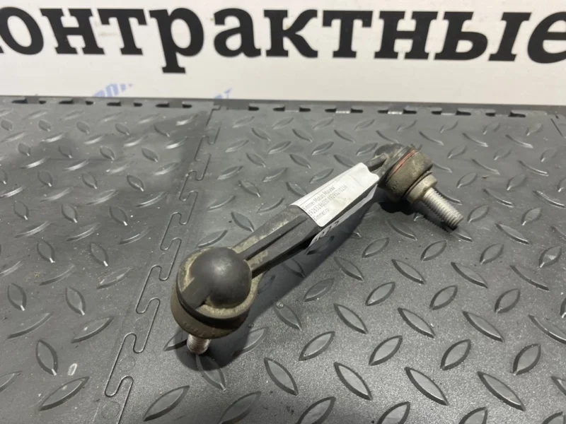 Стойка стабилизатора Bmw 33506785608 F30, задняя правая