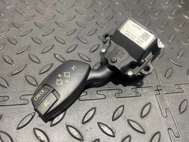Подрулевой переключатель Bmw 61316951349 E60