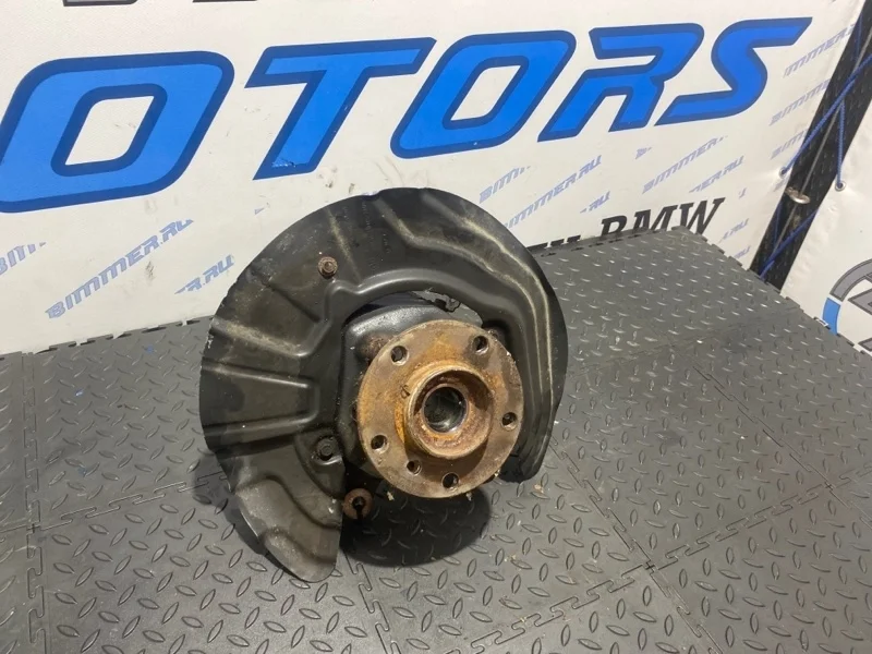 Кулак поворотный Bmw 31216855953 F25 N52B30A, передний левый