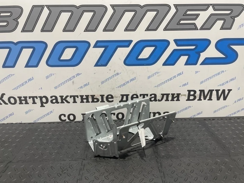 Кронштейн усилителя Bmw 550Ix 65159174269 F10 N63B44A