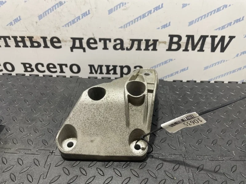 Кронштейн двигателя Bmw 5 22116781233 F07 N20B20A, левый
