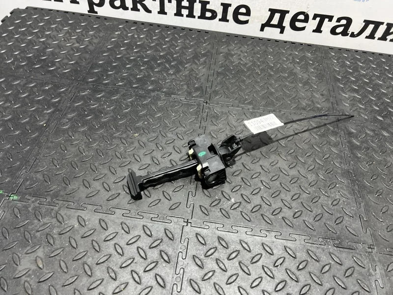Ограничитель двери Bmw 435Ix 51217446721 F32 N55B30A, левый