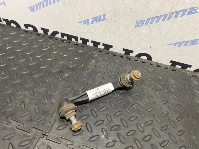 Стойка стабилизатора Bmw 33506785608 F30, правая