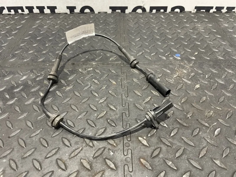 Датчик ABS Bmw 34526791223 F30, передний