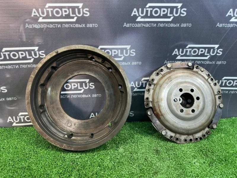 Маховик Volkswagen Golf 4 1997-2004 0271052730 BCA