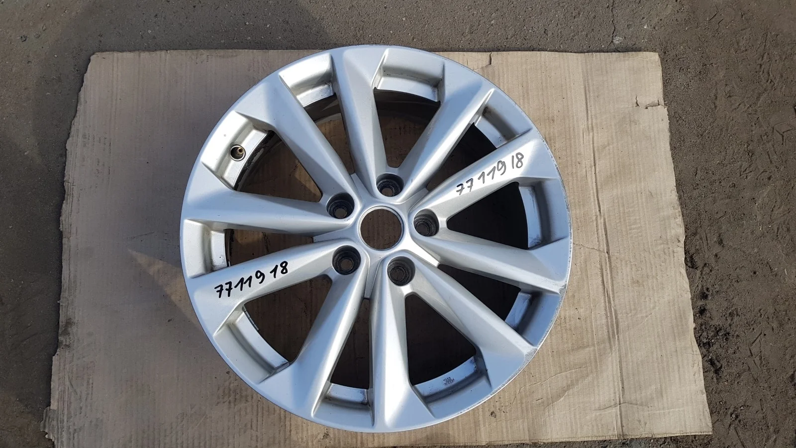 диск литой NISSAN QASHQAI 2, J11   НИССАН   КАШКАЙ    403004EA1B 2013-2023 (контрактная запчасть)