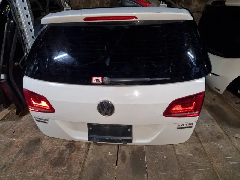 Крышка багажника Volkswagen Passat B7 ALLTRACK 2012 365