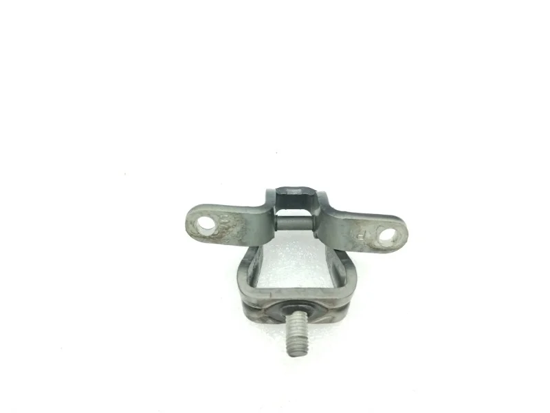Петля крышки багажника Skoda Octavia 2011 A5