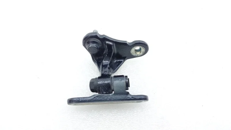 Петля двери Mercedes-Benz -Class 2011 W251