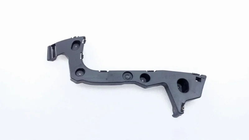 Кронштейн бампера Ford Focus 2012 CB8