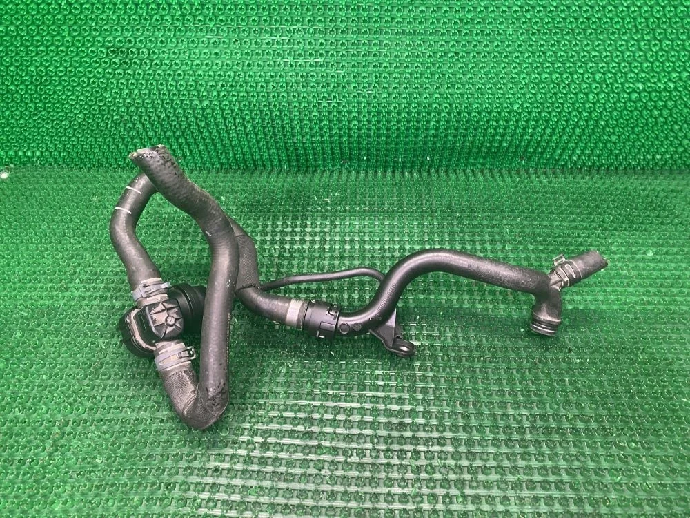 Кран отопителя 1J0819809 VAG со шлангами A4 B8 рестайлинг (2011—2015) В наличии