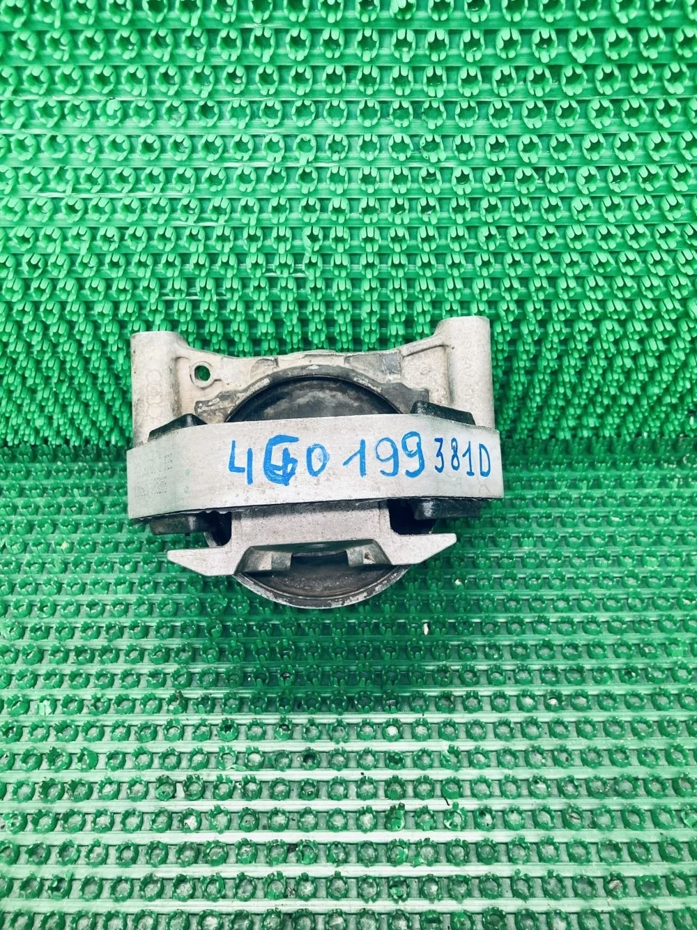 Гидроопора Audi A6 C7 A6 C7 (2011—2014) В наличии