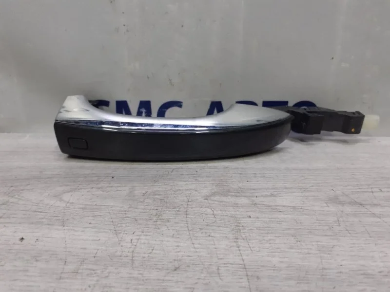 Ручка двери наружная Audi A8 2013 4H0837206BGRU D4 3.0 CGW, правая