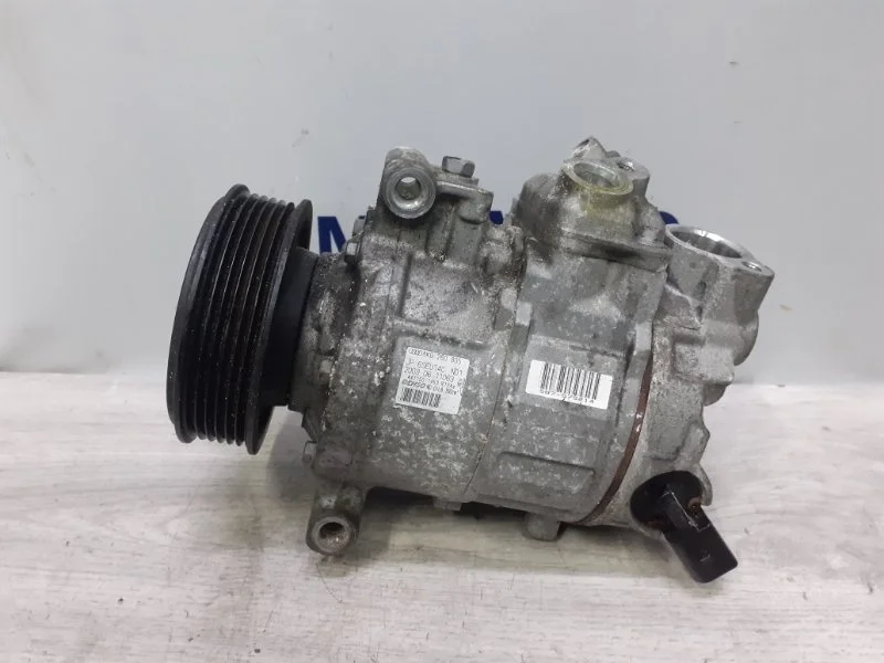 Компрессор кондиционера Audi A5 8K0260805L 8T/ КУПЕ 2.0T CDN