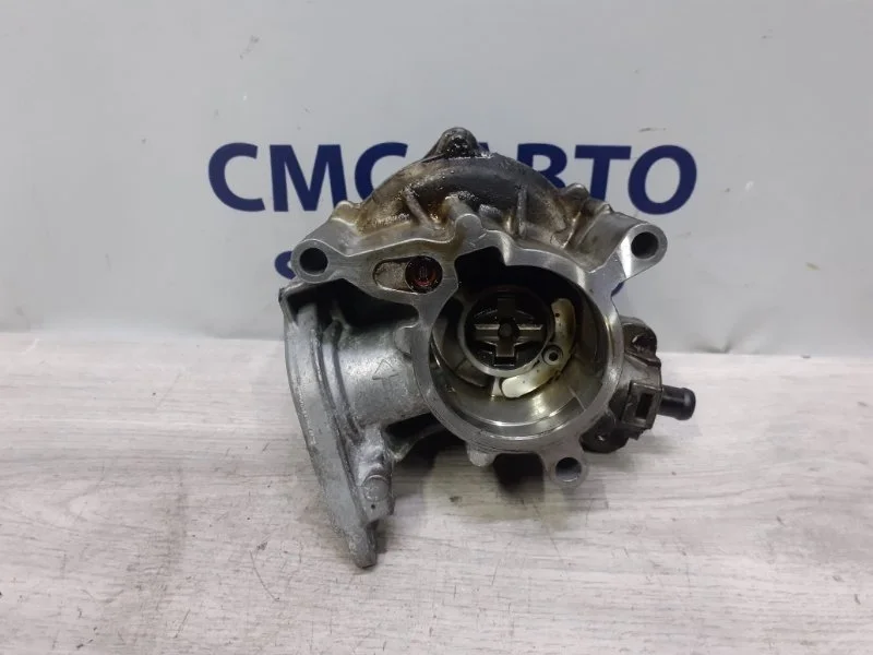 Вакуумный насос Audi A5 06J145100G 8T/ КУПЕ 2.0T CDN
