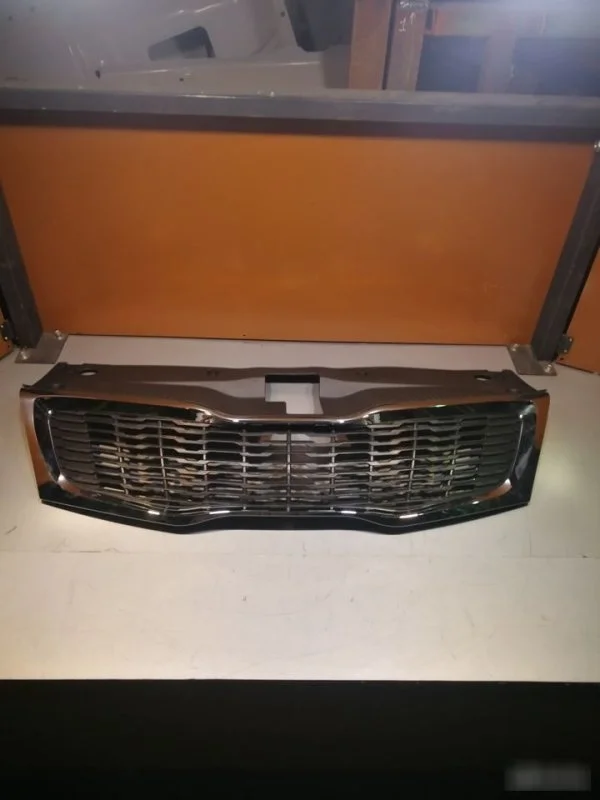 Решетка радиатора Kia Rio 2011-2015