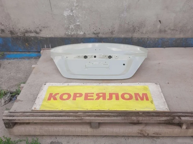 Крышка багажника Hyundai Solaris 2010-2014