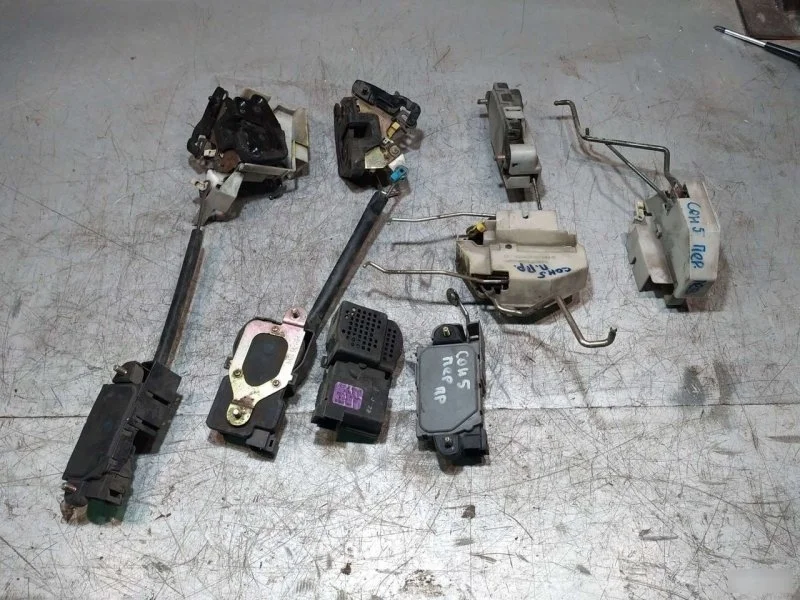 Замки дверей Hyundai Sonata 2001-2012 EF