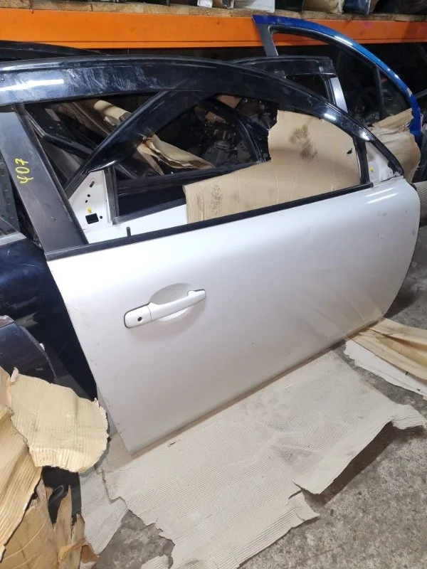 Дверь VOLVO C30 2011 MK