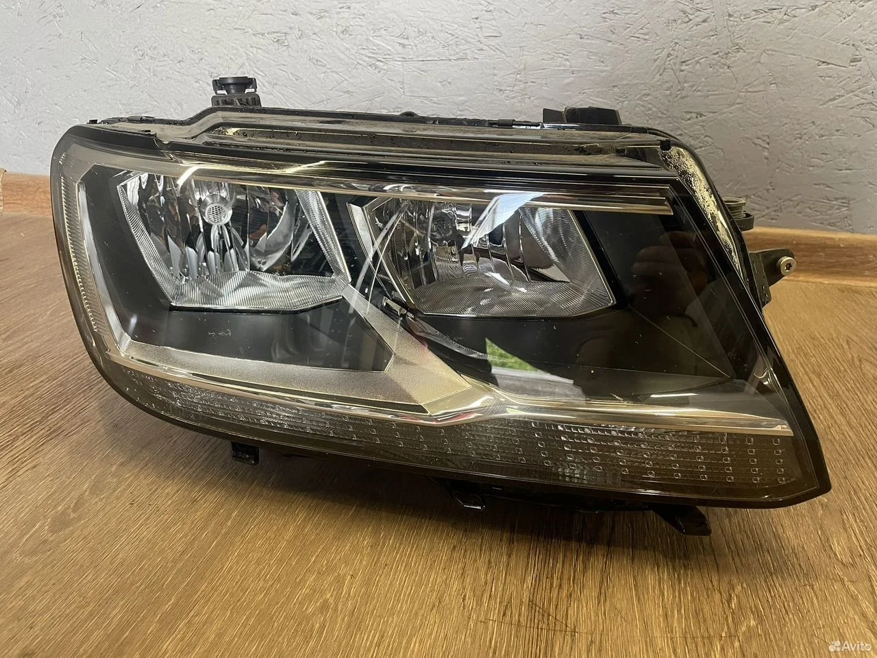Фара правая volkswagen tiguan 2 галоген