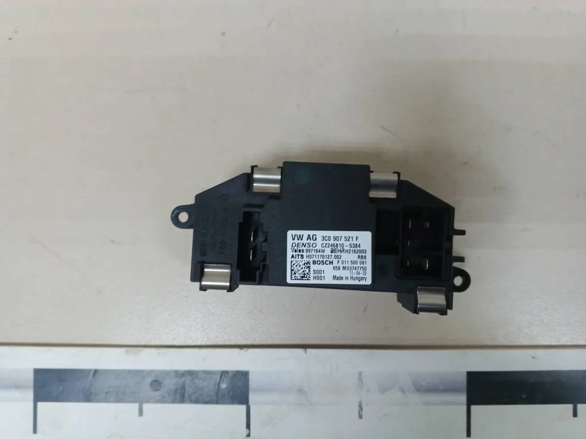 Резистор отопителя Volkswagen Golf 6 5K 2009-2013