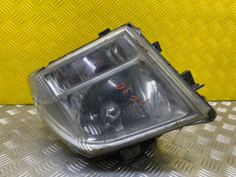 Фара правая Nissan Pathfinder (R51M) 2004-2013 2006 Внедорожник