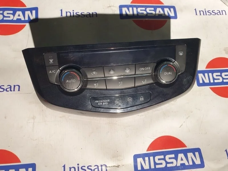 Блок управления климат-контролем Nissan Qashqai 2015 275004BB3B J11 HRA2, передний