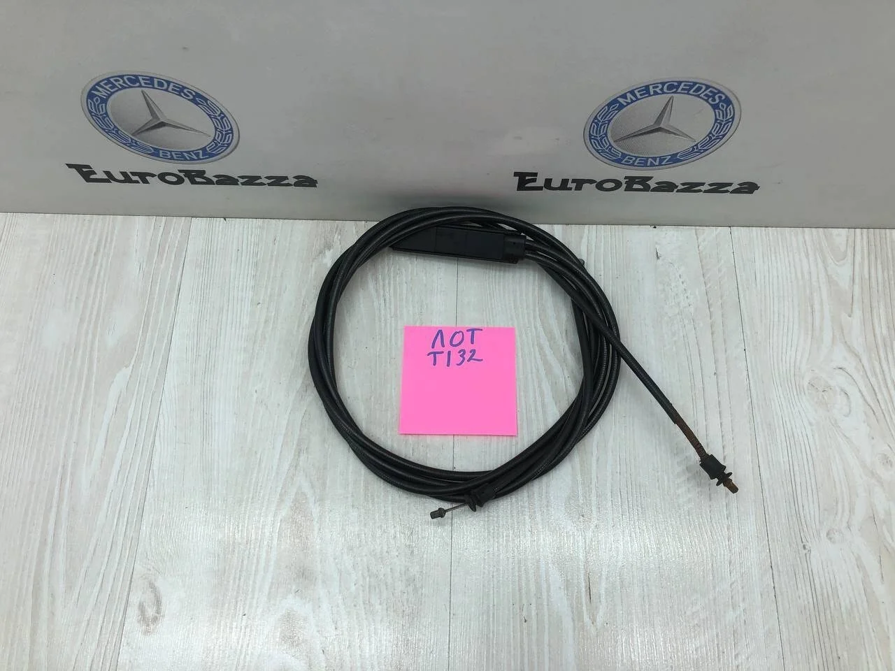 Трос капота в сборе Mercedes W164
