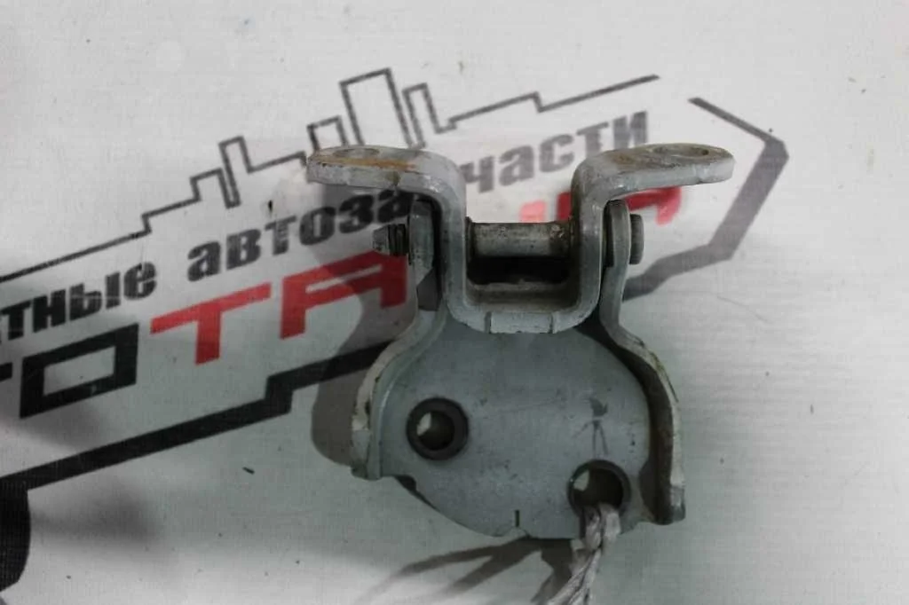 ПЕТЛЯ ДВЕРИ HONDA ISUZU ACCORD ASKA CAPA HR-V TORNEO CF3 CF4 CF5 CF6 CF7 CH9 CJ2 CJ3 CL1 CL2 CL3 GA4 GA6 GH1 GH2 GH3 GH4 ПЕРЕДНИЕ ЛЕВЫЕ ВЕРХНИЕ 67450S0A305ZZ