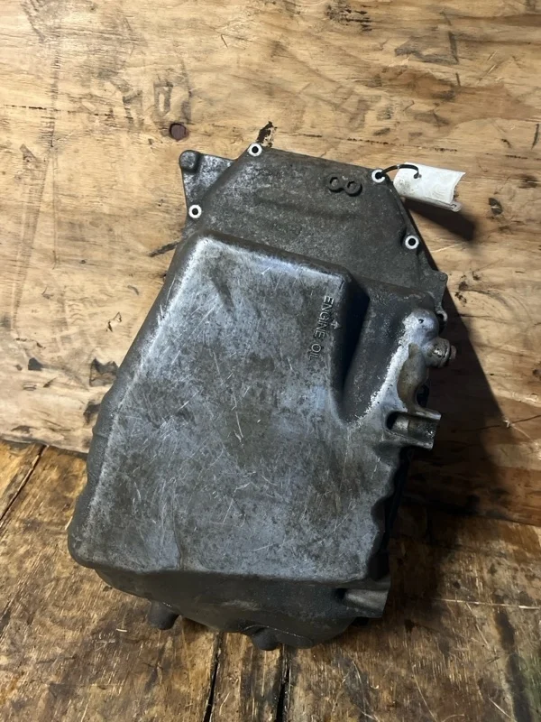 Поддон двигателя Honda CR-V 3 2007-2012
