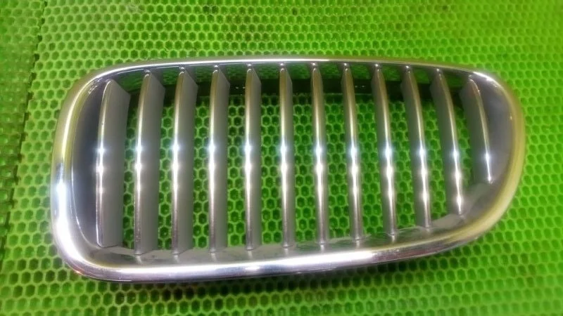 Решетка в бампер BMW 5-Series 2011 F10.F11