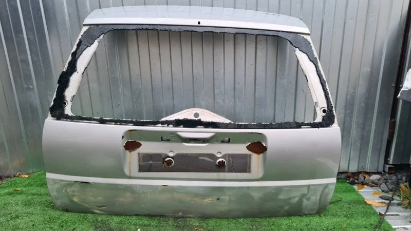 Крышка багажника Ford Mondeo 2003 B4Y
