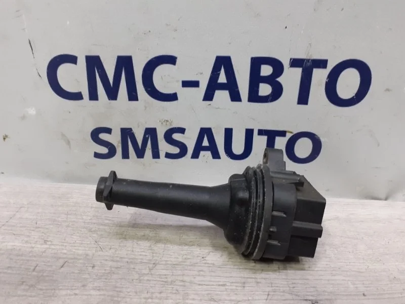 Катушка зажигания Volvo S80 30713417 С80 2.5