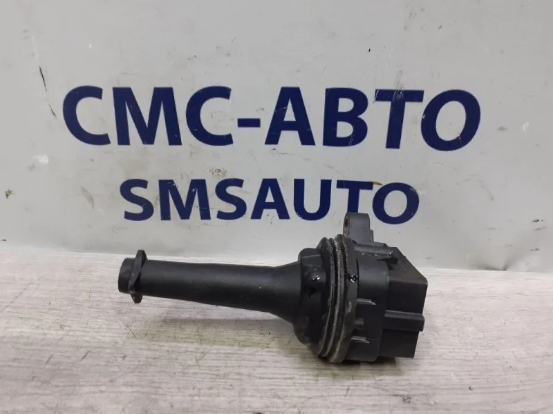 Катушка зажигания Volvo S80 30713417 С80 2.5