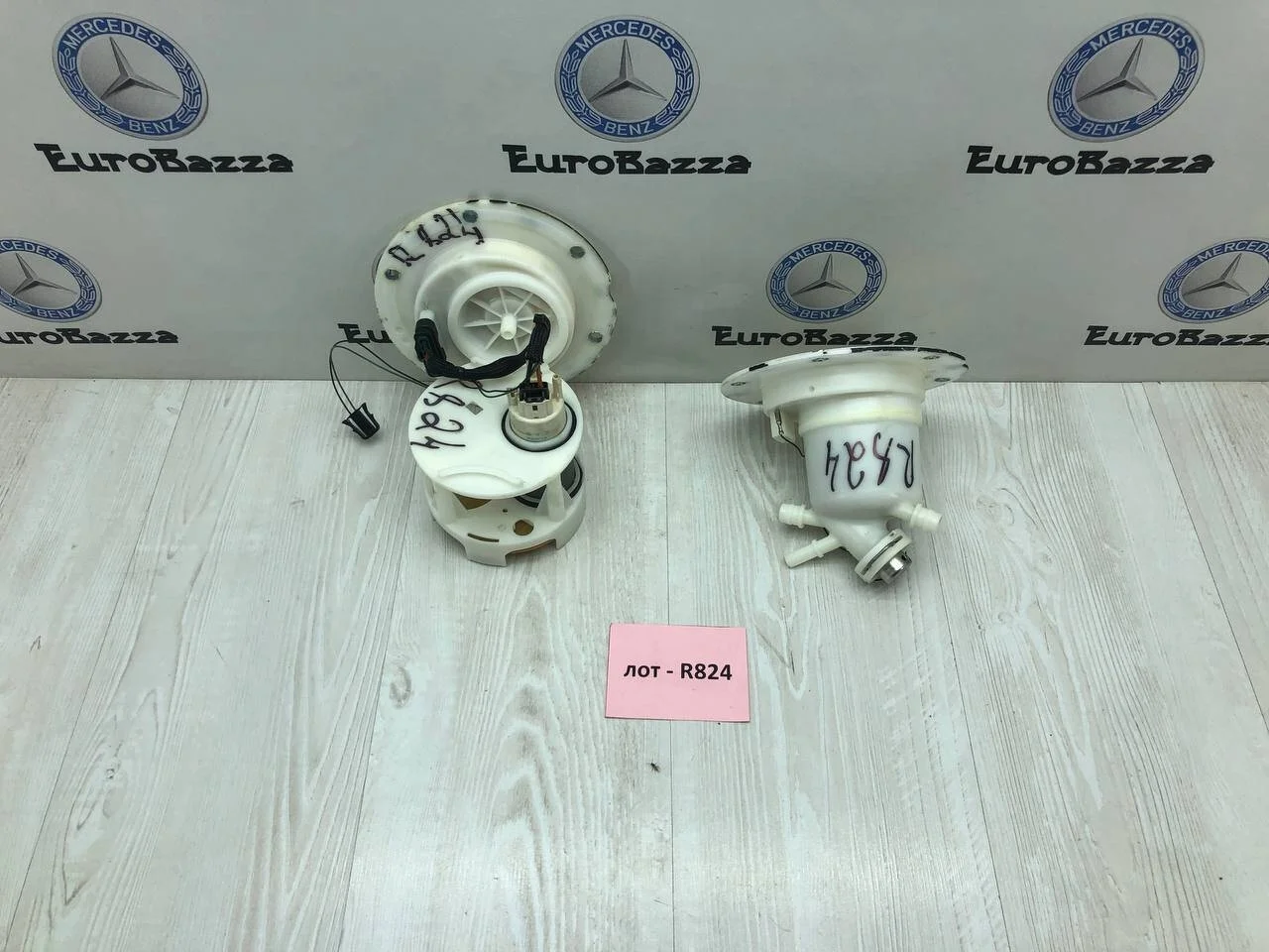 Бензонасос Mercedes X204