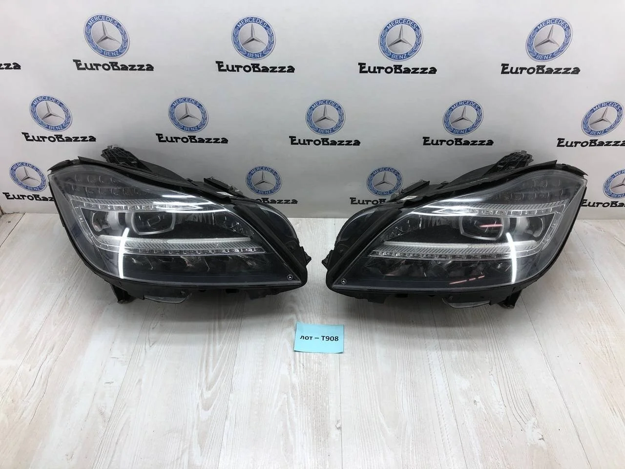 Ксеноновые фары Mercedes W218